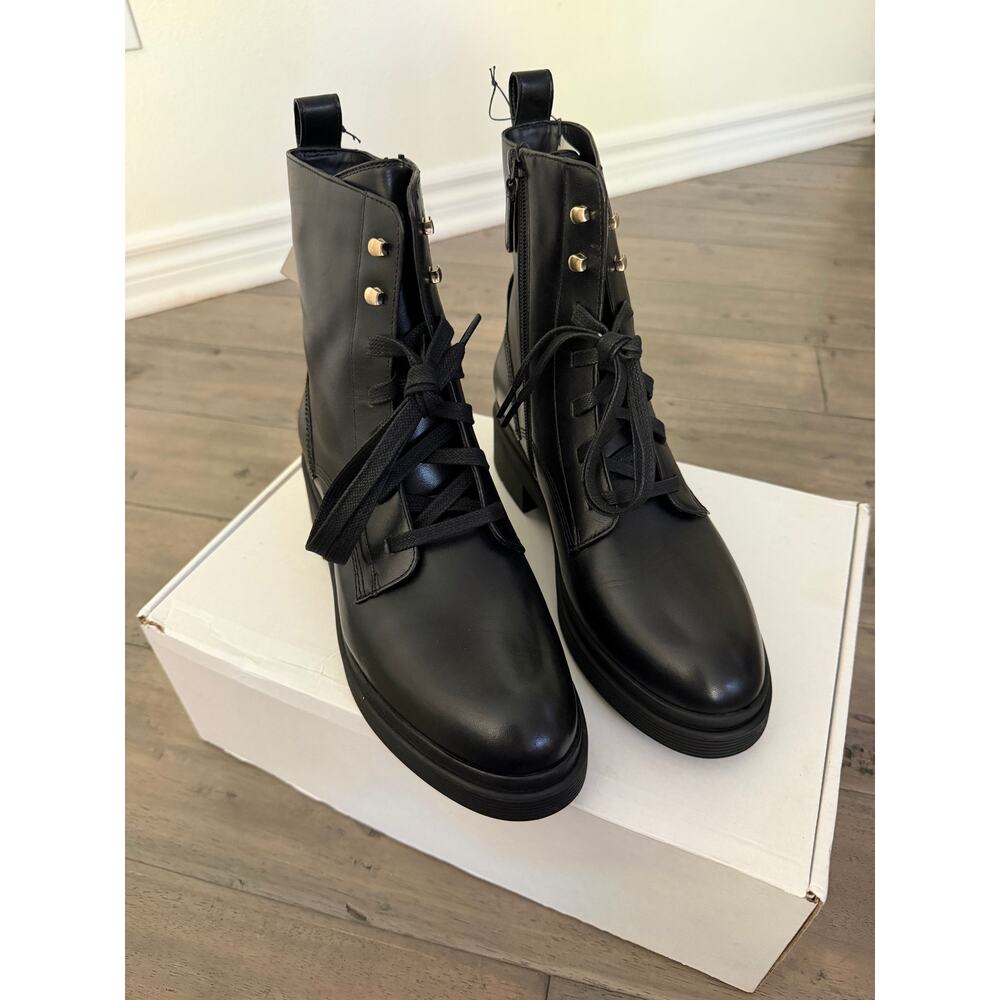 New Cole Haan Cherise lace up leather lug boot $300 - Picture 2 of 8